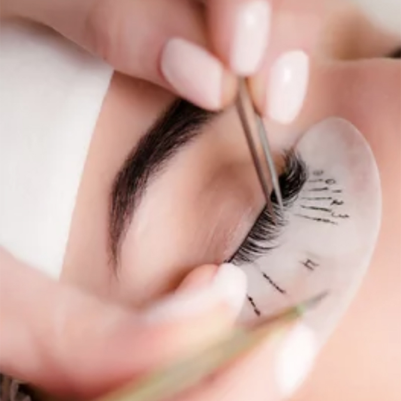 Eyelash Extension Training – Everything You Need to Know Before Getting Certified 14 Eyelash Extension Training