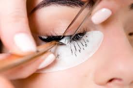Eyelash Extension Training – Everything You Need to Know Before Getting Certified 9 Eyelash Extension Training
